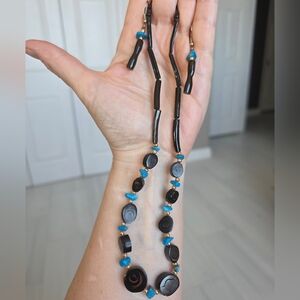 Natural Sliced Hawaiin Black Coral Necklace & Earring Set Vtg 1980s 18 in